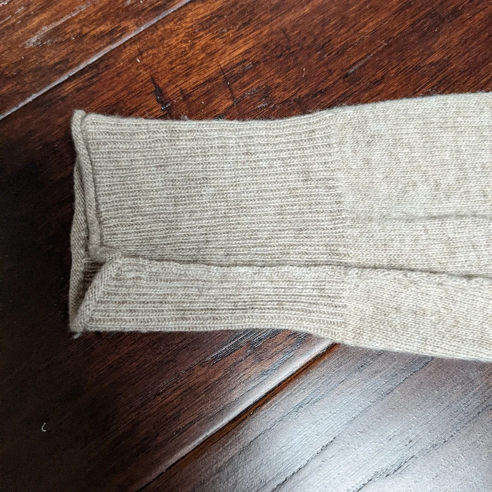 Tan Banana Republic Cardigan - Picture 12 of 15